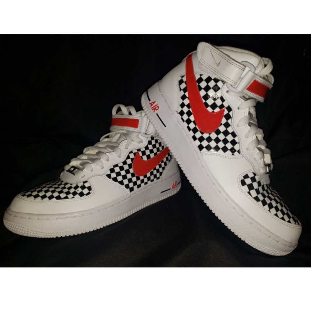 CUSTOM PAINT JOBS